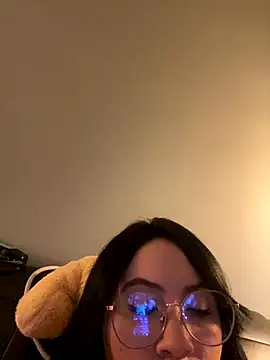 Snapshot of ValentinaOrtiz3 chatting on November 15, 2025, 12:47 am ValentinaOrtiz3 online show from November 15, 2025, 12:47 am