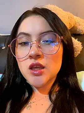 Snapshot of ValentinaOrtiz3 chatting on September 24, 2025, 1:13 am ValentinaOrtiz3 online show from September 24, 2025, 1:13 am