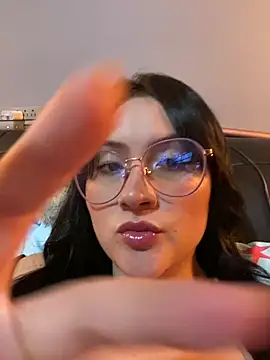 Snapshot of ValentinaOrtiz3 chatting on September 19, 2025, 2:04 am ValentinaOrtiz3 online show from September 19, 2025, 2:04 am