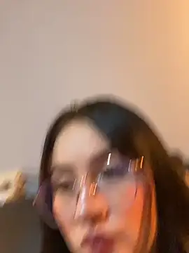 Snapshot of ValentinaOrtiz3 chatting on October 2, 2025, 3:43 am ValentinaOrtiz3 online show from October 2, 2025, 3:43 am