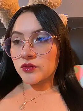 Snapshot of ValentinaOrtiz3 chatting on September 14, 2025, 12:44 am ValentinaOrtiz3 online show from September 14, 2025, 12:44 am