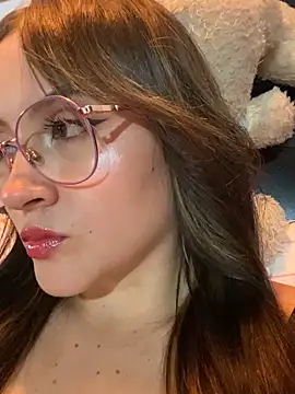 Snapshot of ValentinaOrtiz3 chatting on February 26, 2025, 2:41 am ValentinaOrtiz3 online show from February 26, 2025, 2:41 am