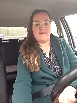 Snapshot of justtess chatting on November 20, 2025, 2:29 pm justtess online show from November 20, 2025, 2:29 pm