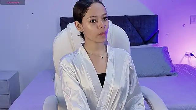 sara sharma  online show from December 1, 2025, 1:56 pm