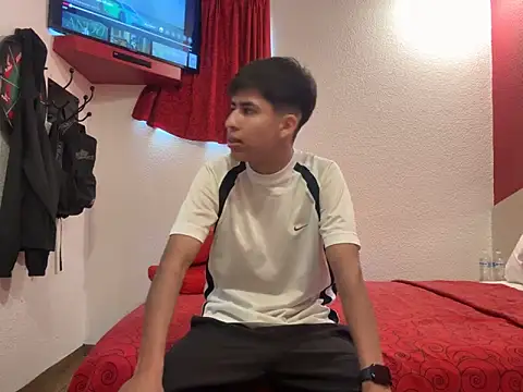 Snapshot of HotBunnyy chatting on March 14, 2025, 6:18 pm HotBunnyy online show from March 14, 2025, 6:18 pm