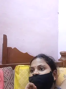 Snapshot of Hot_couple493 chatting on February 24, 2025, 11:09 pm Hot couple493 online show from February 24, 2025, 11:09 pm