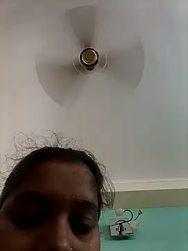 Snapshot of sonuchoudhury chatting on September 24, 2025, 7:04 am sonuchoudhury online show from September 24, 2025, 7:04 am