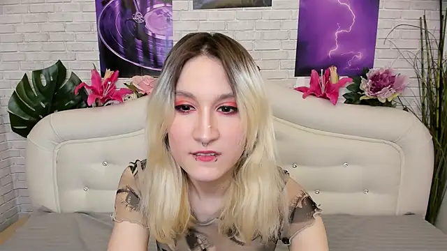 RobinkHelless online show from March 5, 2025, 7:38 am