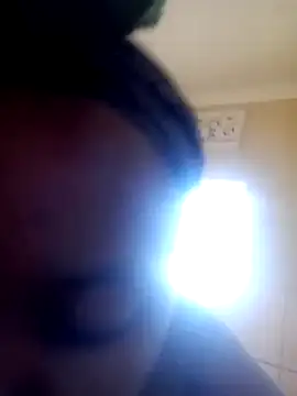 Snapshot of Coco_Nile chatting on October 4, 2025, 1:34 pm Coco Nile online show from October 4, 2025, 1:34 pm