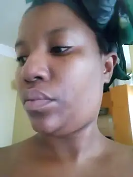 Snapshot of Coco_Nile chatting on March 6, 2025, 4:52 am Coco Nile online show from March 6, 2025, 4:52 am