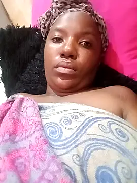 Snapshot of Coco_Nile chatting on February 22, 2025, 4:29 am Coco Nile online show from February 22, 2025, 4:29 am