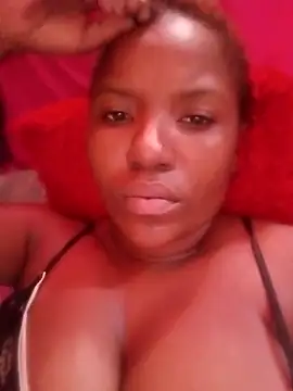 Snapshot of Coco_Nile chatting on February 24, 2025, 2:58 pm Coco Nile online show from February 24, 2025, 2:58 pm
