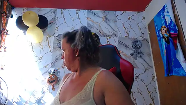 alina maturehot online show from October 25, 2025, 7:47 pm