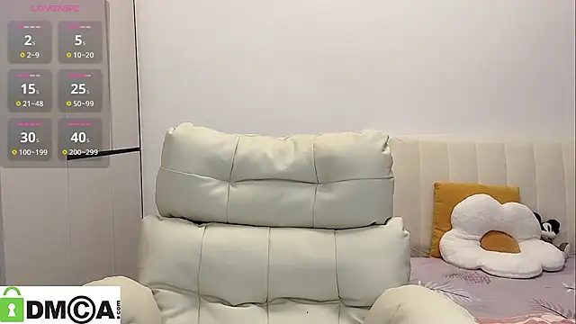 yunyun121 online show from December 3, 2025, 2:16 pm