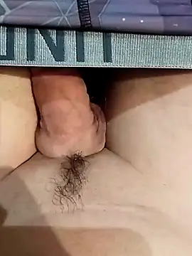 jojolecochon1 online show from February 16, 2025, 3:59 pm