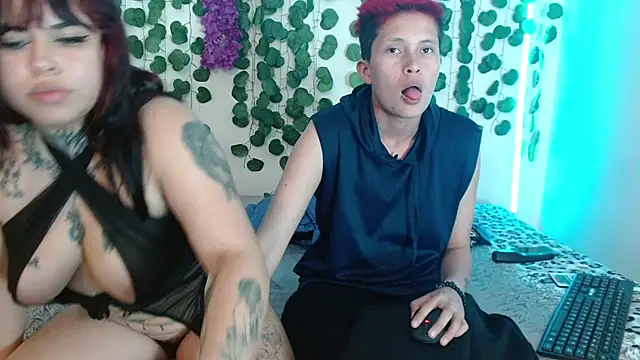 Snapshot of duo_peludoo chatting on March 12, 2025, 2:52 am duo peludoo online show from March 12, 2025, 2:52 am