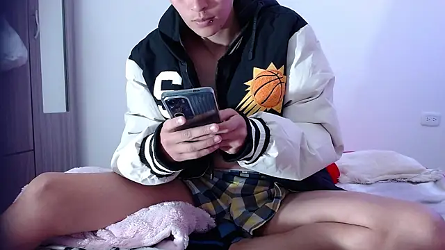 Snapshot of duo_peludoo chatting on October 18, 2025, 4:09 pm duo peludoo online show from October 18, 2025, 4:09 pm