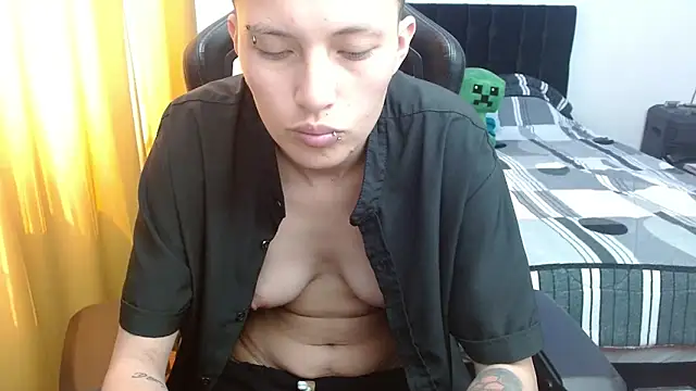 duo peludoo online show from March 4, 2026, 3:42 pm