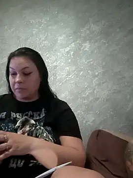 Snapshot of Greta_Tamar chatting on December 21, 2025, 6:37 am Greta Tamar online show from December 21, 2025, 6:37 am