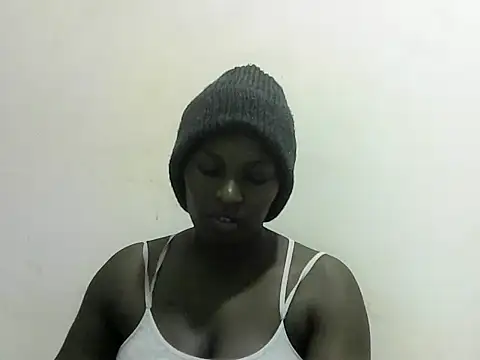 FudgeBabe online show from February 19, 2025, 4:44 pm