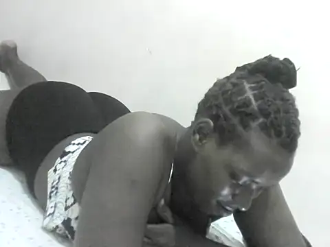 FudgeBabe online show from February 17, 2025, 2:17 pm