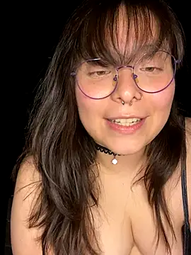 Solo yoss online show from November 16, 2025, 7:13 am