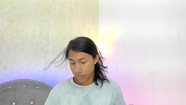 Snapshot of AntoniSantoss chatting on May 20, 2026, 8:17 pm AntoniSantoss online show from May 20, 2026, 8:17 pm