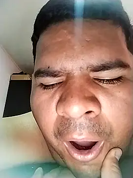 Snapshot of oscarshow24 chatting on February 22, 2025, 1:57 pm oscarshow24 online show from February 22, 2025, 1:57 pm