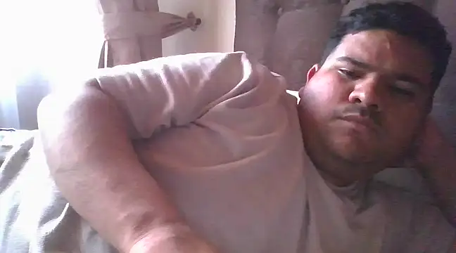 Snapshot of oscarshow24 chatting on March 22, 2025, 5:39 am oscarshow24 online show from March 22, 2025, 5:39 am