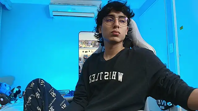 salvatore montt online show from October 30, 2025, 4:00 am