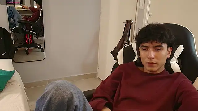 salvatore montt online show from March 12, 2025, 7:46 am