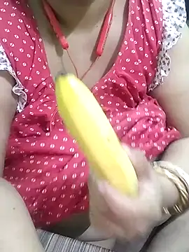 Snapshot of Lizza_boudi chatting on February 27, 2025, 1:52 am Lizza boudi online show from February 27, 2025, 1:52 am