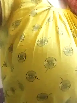 Snapshot of Lizza_boudi chatting on March 22, 2025, 9:34 am Lizza boudi online show from March 22, 2025, 9:34 am