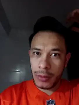 wAlewaxa online show from March 14, 2026, 3:34 am