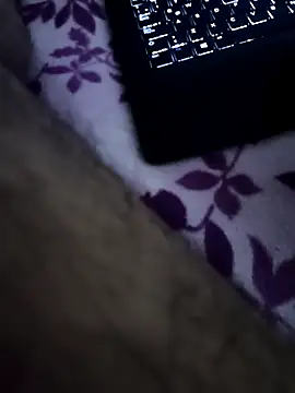 wAlewaxa online show from February 20, 2025, 9:44 am