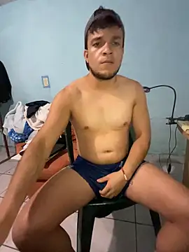 Snapshot of Brunohorny@xh chatting on June 5, 2026, 12:59 am Brunohornyxh online show from June 5, 2026, 12:59 am