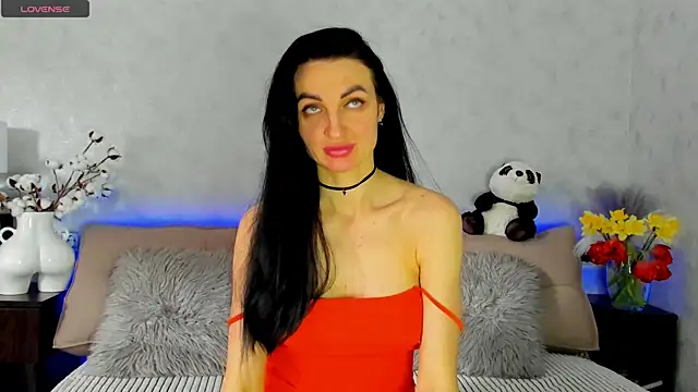 Snapshot of Tina_Mart chatting on April 20, 2026, 11:35 am Tina Mart online show from April 20, 2026, 11:35 am