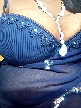 SX-JUHI online show from October 15, 2025, 11:13 pm