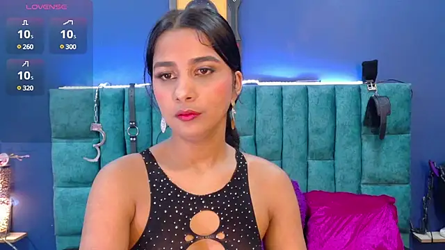 Snapshot of MariamLaraa chatting on March 13, 2025, 2:44 pm MariamLaraa online show from March 13, 2025, 2:44 pm
