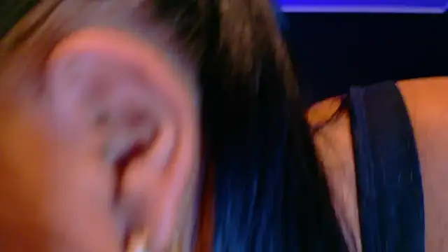 Snapshot of MariamLaraa chatting on October 23, 2025, 3:27 am MariamLaraa online show from October 23, 2025, 3:27 am