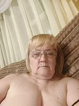 Snapshot of Violet5364 chatting on June 11, 2026, 7:44 pm Violet5364 online show from June 11, 2026, 7:44 pm