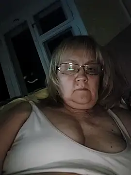 Violet5364 online show from March 31, 2026, 8:33 pm