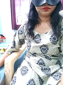 Snapshot of Jassi_Does chatting on March 5, 2025, 8:43 am Jassi Does online show from March 5, 2025, 8:43 am