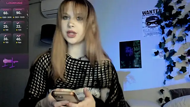 marynixoxo online show from March 10, 2025, 9:45 am