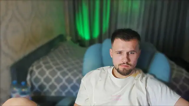 Vladik b online show from March 4, 2026, 6:04 pm