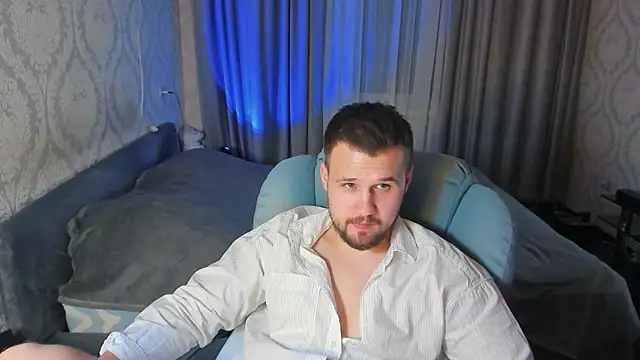 Snapshot of Vladik_b chatting on May 21, 2026, 6:49 pm Vladik b online show from May 21, 2026, 6:49 pm
