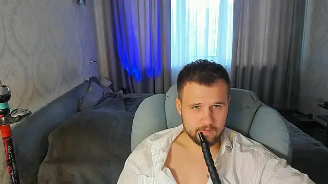 Snapshot of Vladik_b chatting on May 26, 2026, 5:33 pm Vladik b online show from May 26, 2026, 5:33 pm