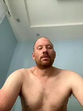 Snapshot of Krzysiekg123 chatting on October 12, 2025, 8:05 am Krzysiekg123 online show from October 12, 2025, 8:05 am