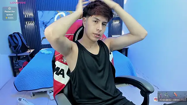 Snapshot of Estiv18_ chatting on February 28, 2026, 7:52 am Estiv18 online show from February 28, 2026, 7:52 am