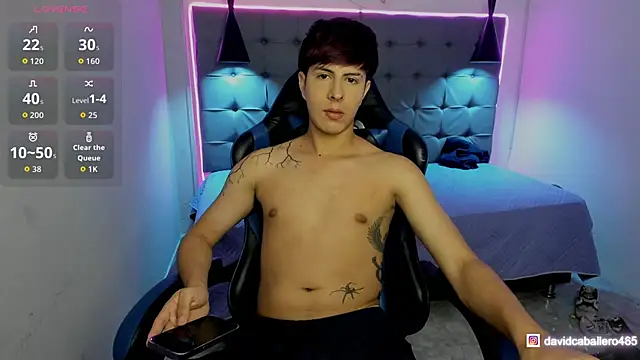 Snapshot of Estiv18_ chatting on February 23, 2026, 12:01 am Estiv18 online show from February 23, 2026, 12:01 am